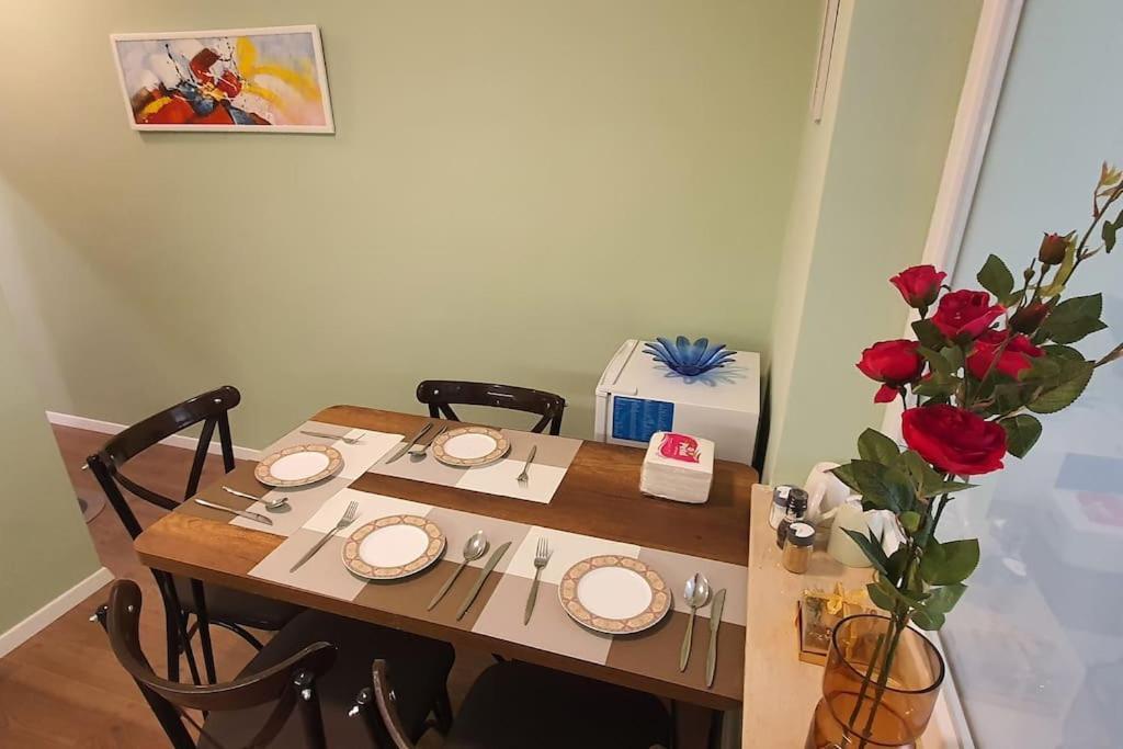 Center Apartment Tiranë Ngoại thất bức ảnh